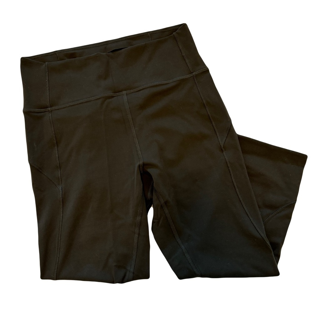 Lululemon In Movement Crop Size 6
